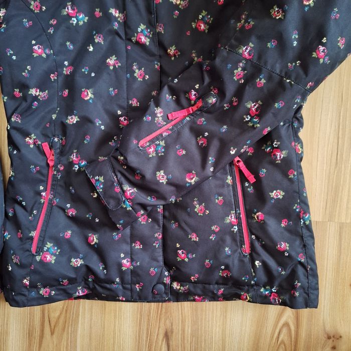 Kurtka narciarska, 8K, czarna w różyczki (Roxy) S