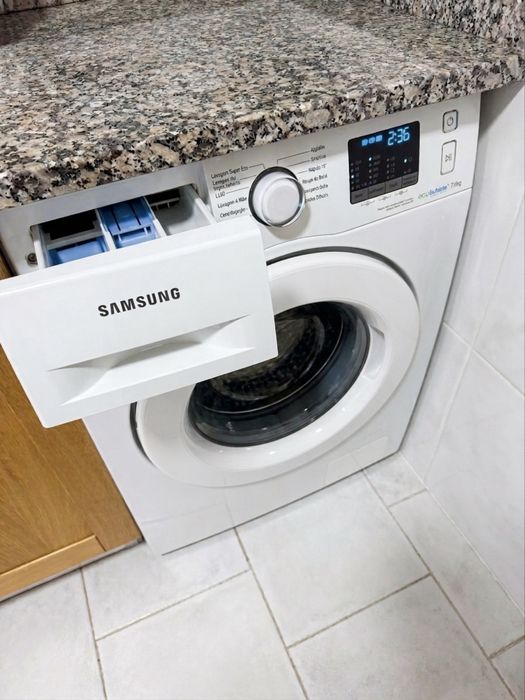 Máquina de Lavar Roupa Samsung Ecobubble 7 kg