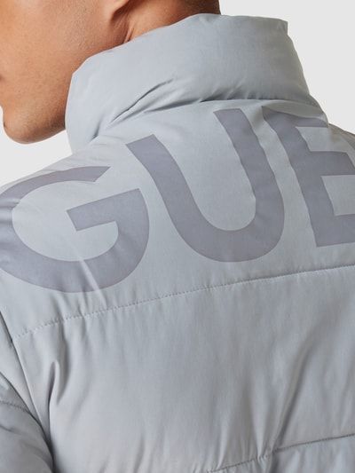 Kurtka pikowana jasnoszara bez kaptura Guess XL