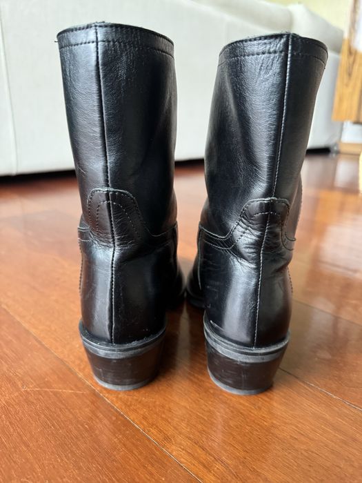 Botas pretas da Moschino