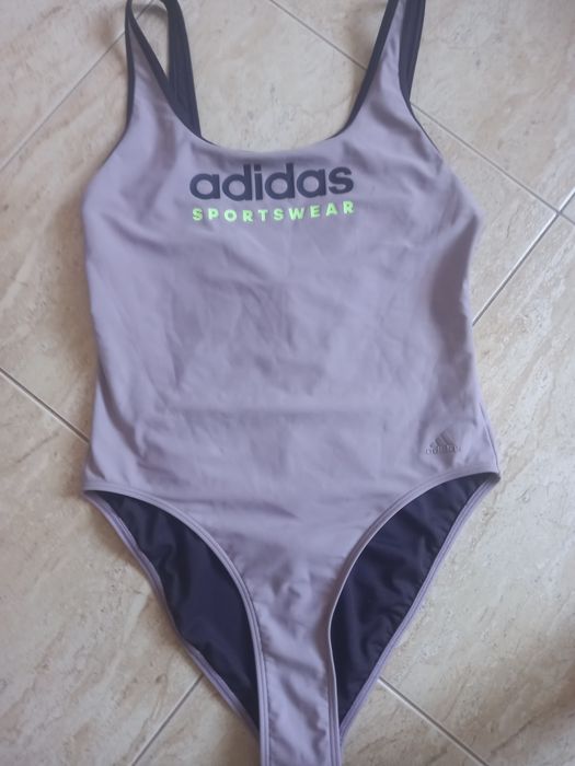 Стильный и комфортный купальник бренд  ADIDAS  Оригинал.