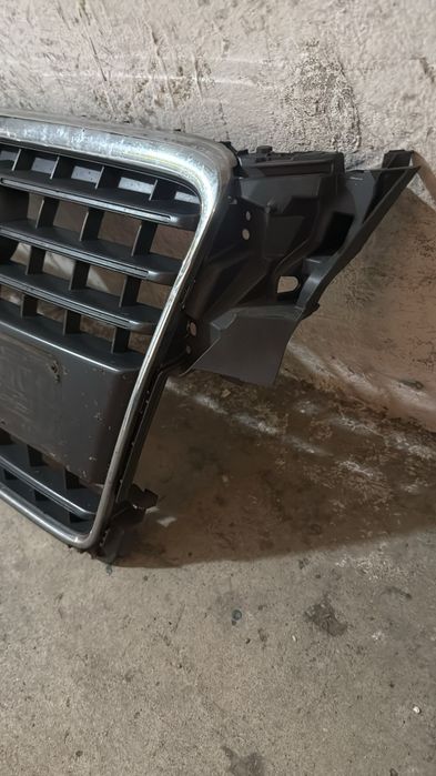 Audi A4 B8 8K  Grill Zderzaka Przód 08-12