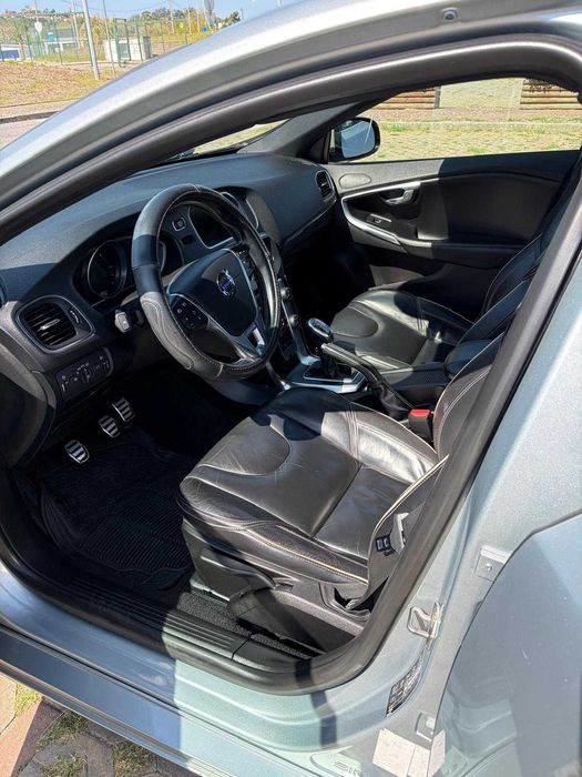 Volvo V40 1.6 D2 R-Design 2013