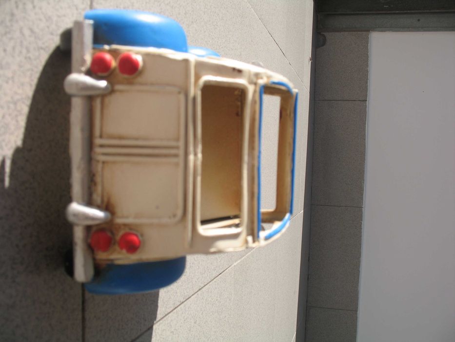 Carros 2 cavalos em chapa