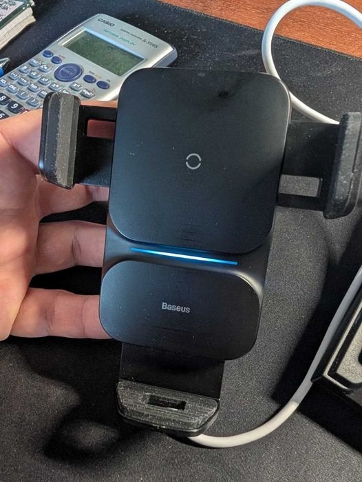 Baseus Uchwyt samochodowy z ład. bezp. Qi 15W do kratki nawiewu