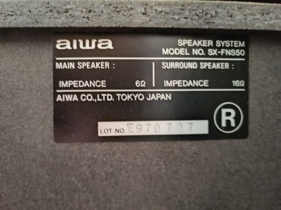 Музичний центр AIWA NSX-S50  з пультом, працює,CD потребує чистки.