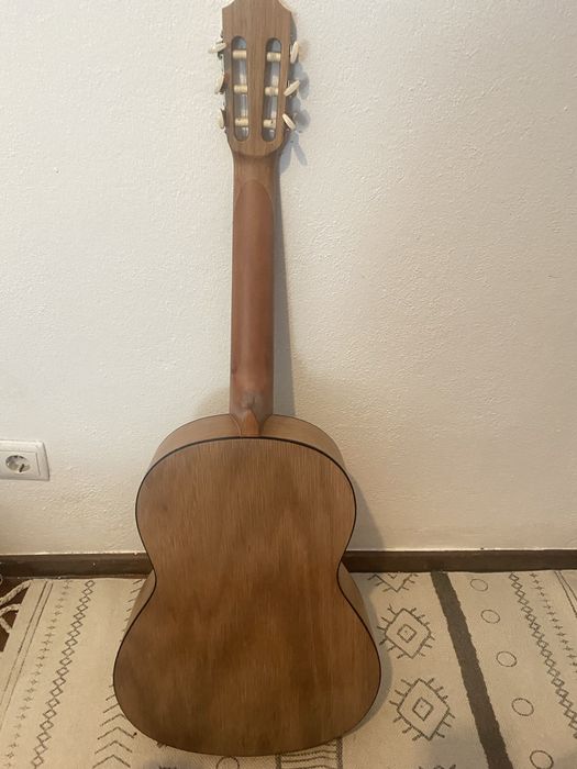 Guitarra Clássica Yamaha – Excelente Estado (Ideal para Estudantes)