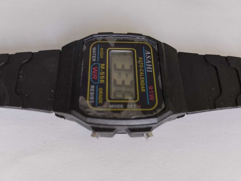 Легендарні Asahi watch f91w