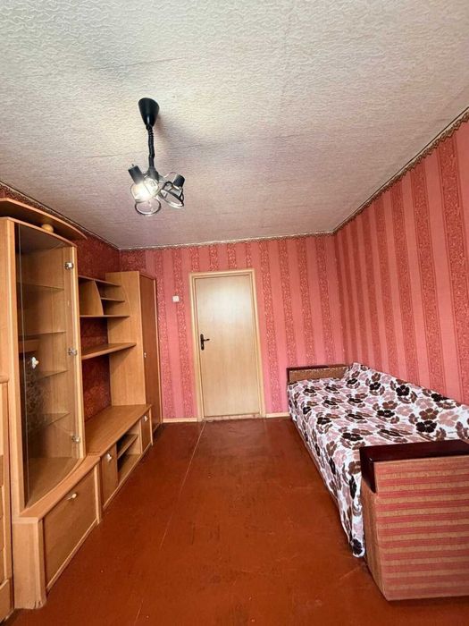 Продається кімната в у 2-кім квартирі