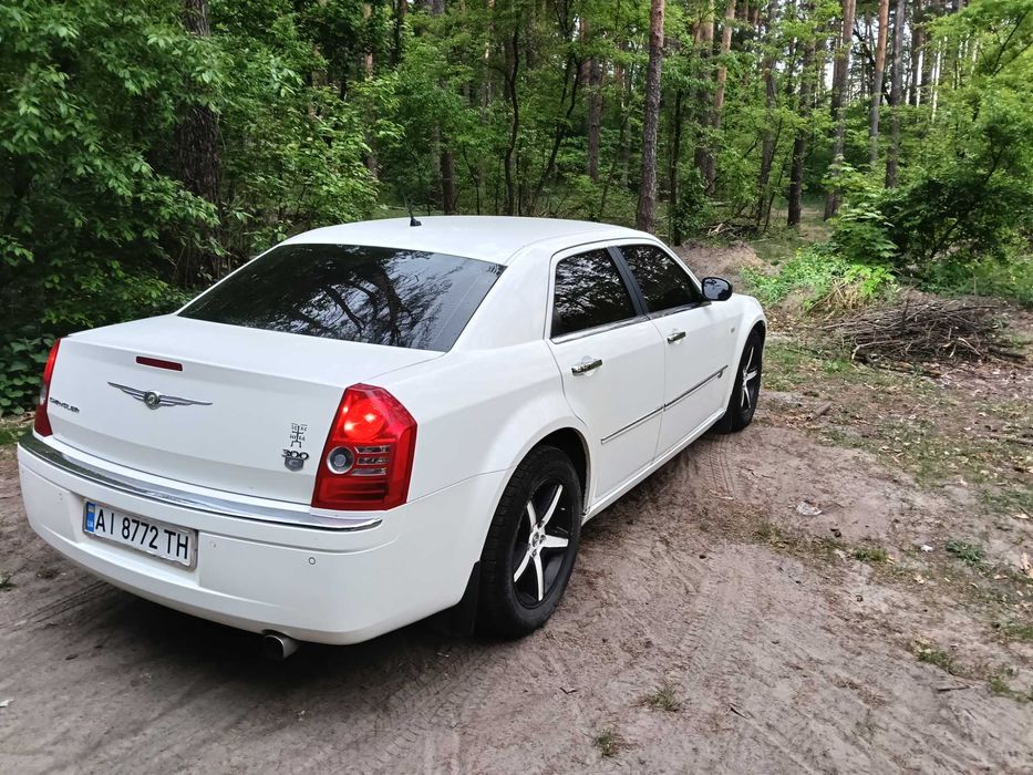 Chrysler 300C 2008 2.7