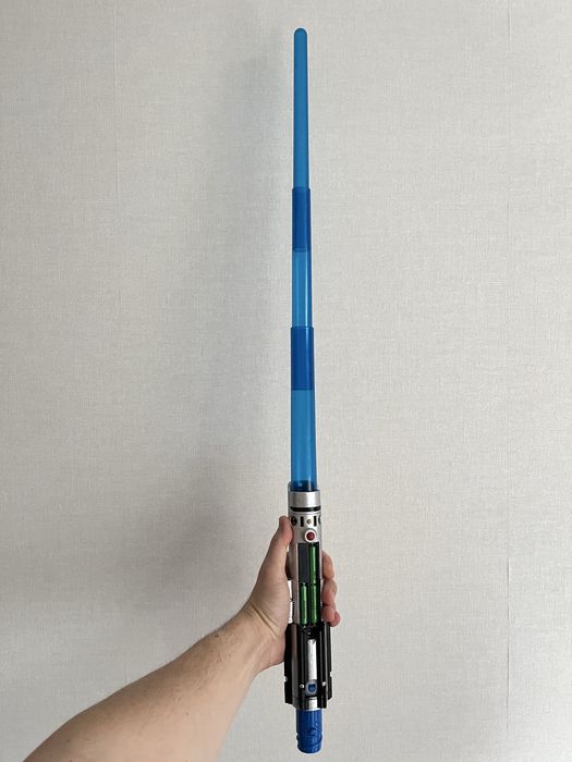 Звёздный меч Джедая звёздные войны Hasbro телескопический оригинал световые звуковые эффекты