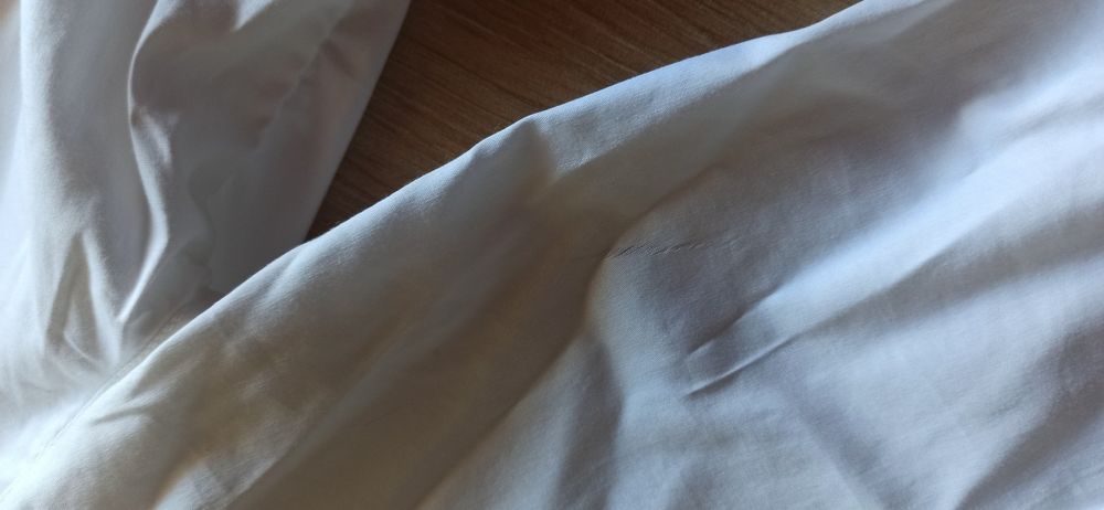Biała koszula z długim rękawem. Rozmiar 122
