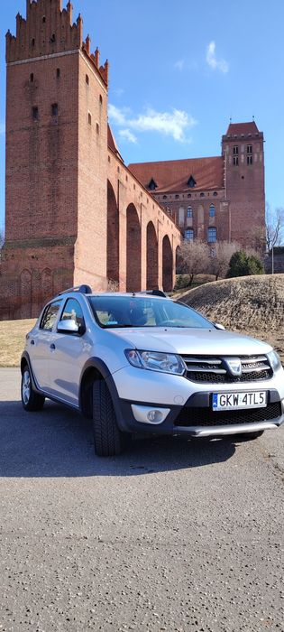 Dacia Sandero Stepway z ekonomicznym silnikiem 0.9, 2016rok
