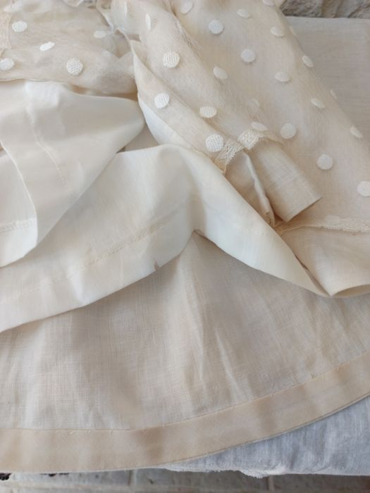Vestido ,linho , de Batizado "Pilar Batanero"