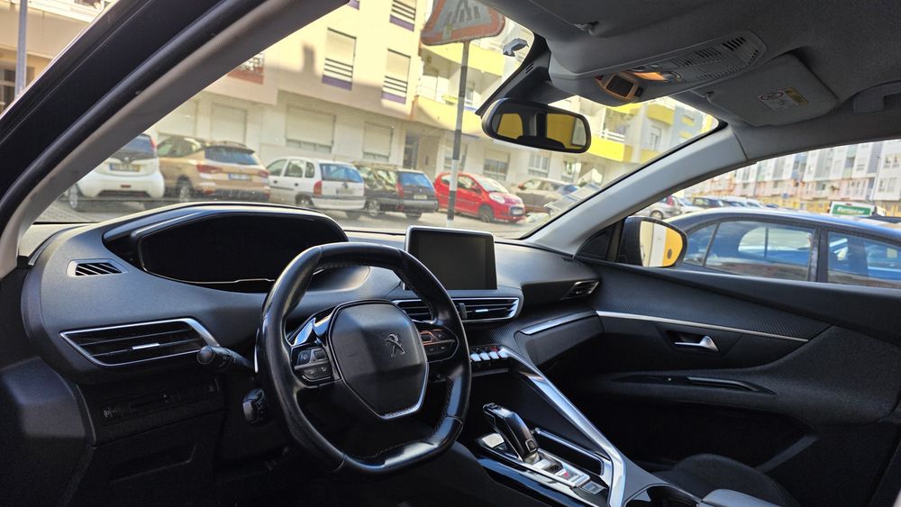 Peugeot 5008 Diesel - Automática - 7 Lugares - 2019