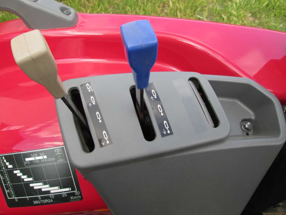 Trator de 60 cv Yanmar 359 A