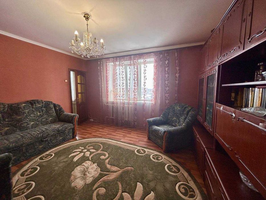 2-кімнатна квартира по вул. Гоголівській