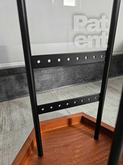 Szkatułka ekspozytor stojak na biżuterię pojemny z haczykami i loft