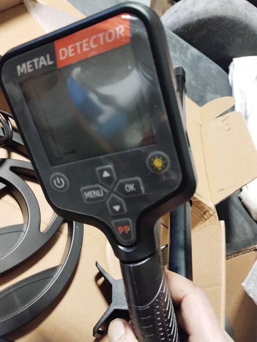 Wykrywacz metali NOWY