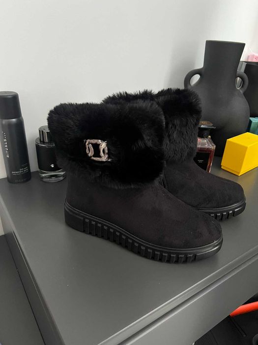 Зимние женские сапоги,,с мехом  очень теплые, полномерные