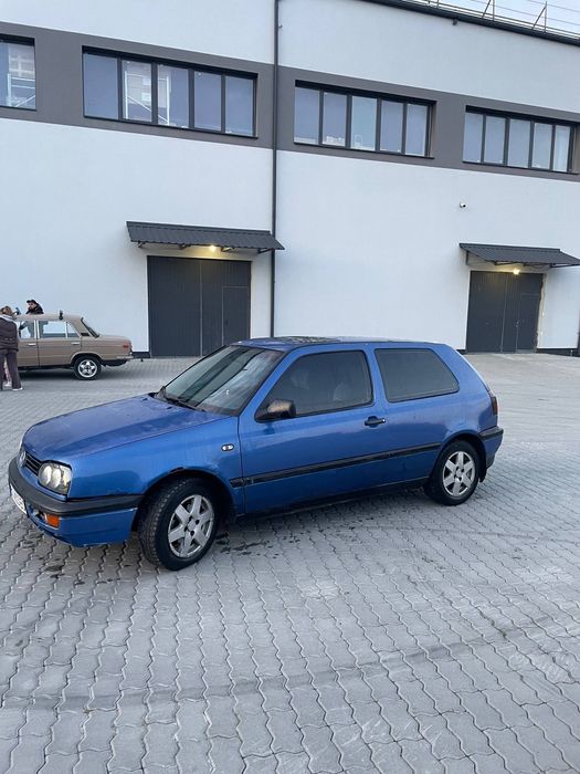 Продам автомобіль Golf 3