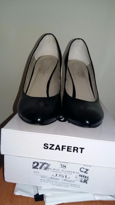 Czarne czółenka skórzane w roz. 38 Szafert Jak nowe
