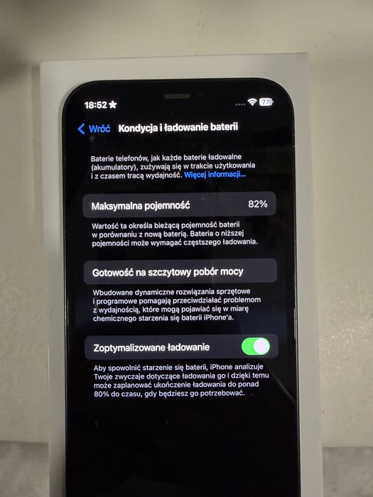 iPhone 12 64Gb 82% kondycji.