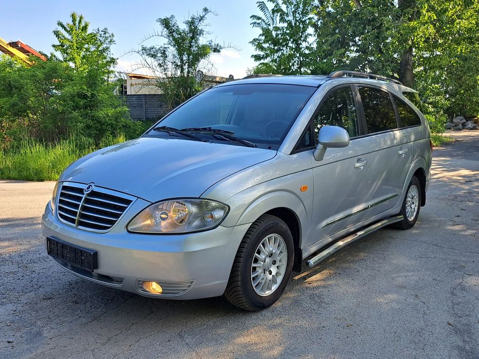 SsangYong/KGM Rodius 7 Osobowy 2012 rok 2.7 CDI  Mercedes-Benz