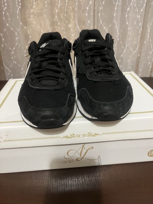 Кросівки для хлопчиків  Nike Venture Runner