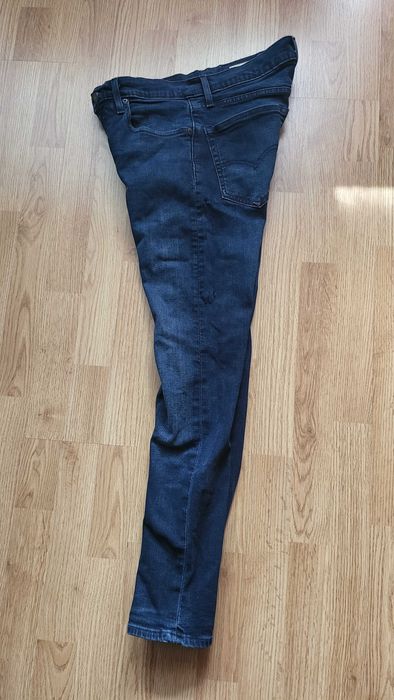 Spodnie Jeans Levi's Levis model Skinny Taper