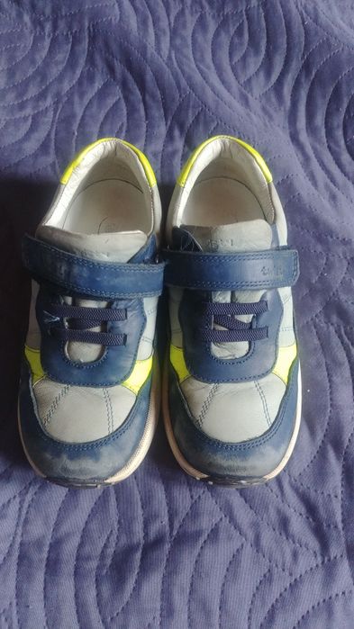 30 TWISTY skórzane buty sportowe dla chłopca.