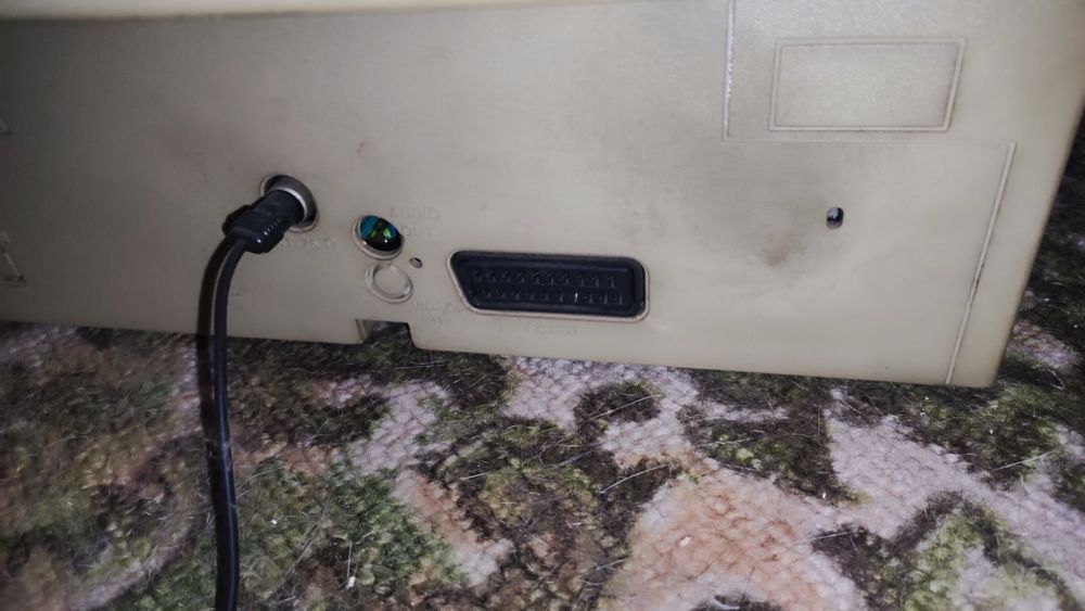 Delton Телевізор маленький на дачу, в село, квартиру