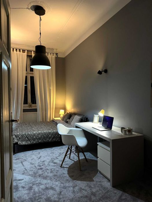 Pokój studentce wynajme. Fantastyczna lokalizacja.