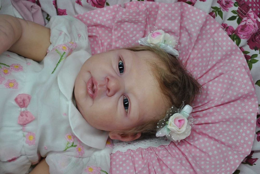 Niezwykle realistyczna lalka reborn oryginalny kit od ręki brzuszek