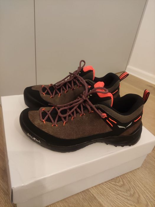 Buty salewa ws wildfire leather bungee cord-black r.37