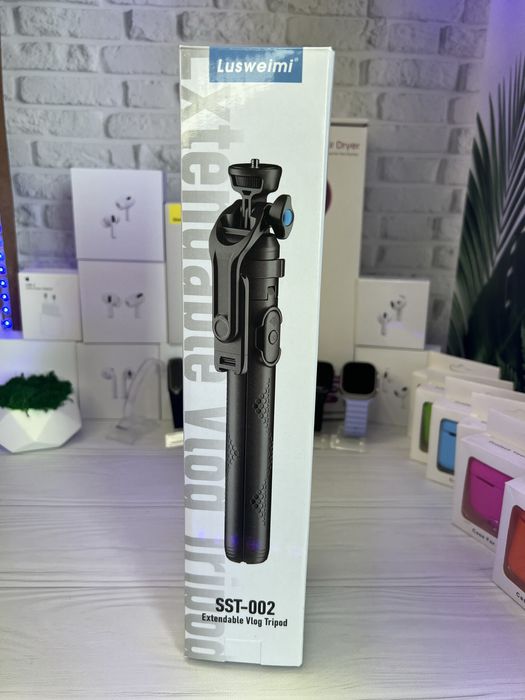 Штатив з пультом керування SST-002