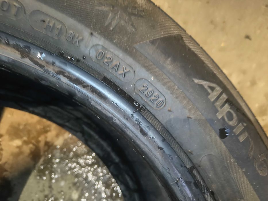 Opony zimowe uzywane 225 55 R17 Michelin 2022, 2020 rok 4 sztuki z159