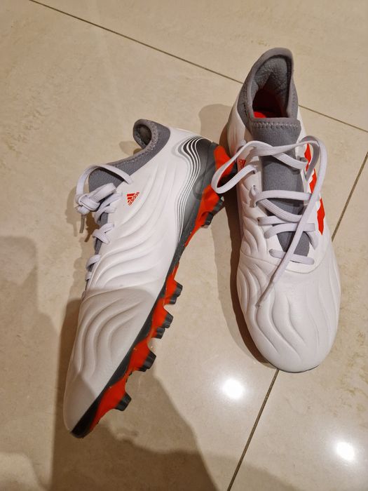 Sapatilhas de futebol copa novas .