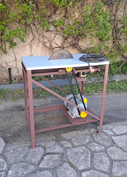 krajzega piła stołowa 230V.