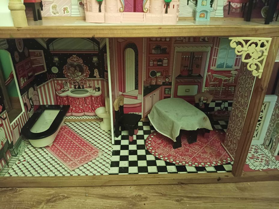 Domek dla lalek barbie