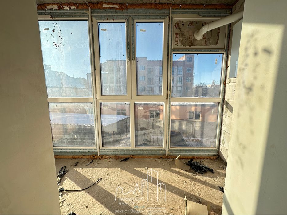 Продам 2-кімнатну квартиру в новому, вже обжитому будинку!