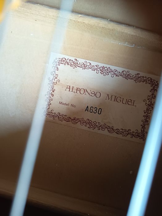 Guitarra clássica - Alfonso Miguel
