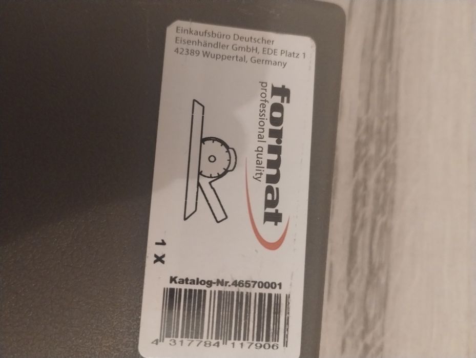 Kątomierz precyzyjny z lupą