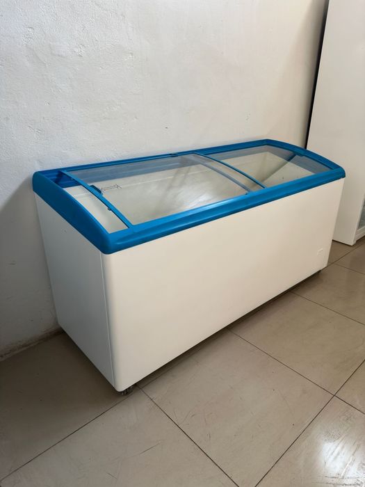 Zamrażarka witryna boneta Aht Rio 175 cm