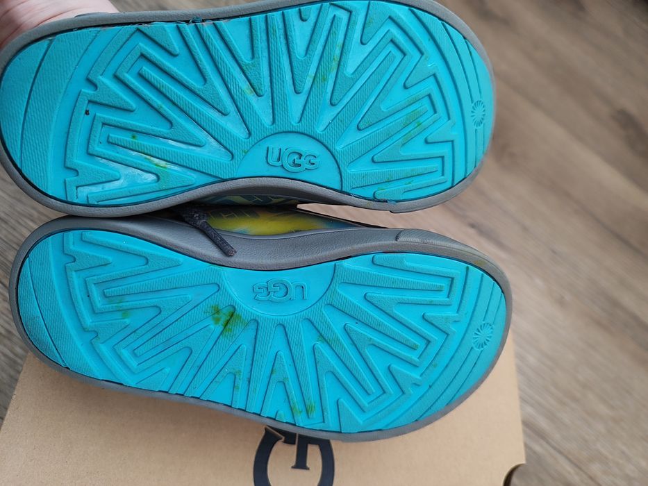 Кеди, кросівки UGG