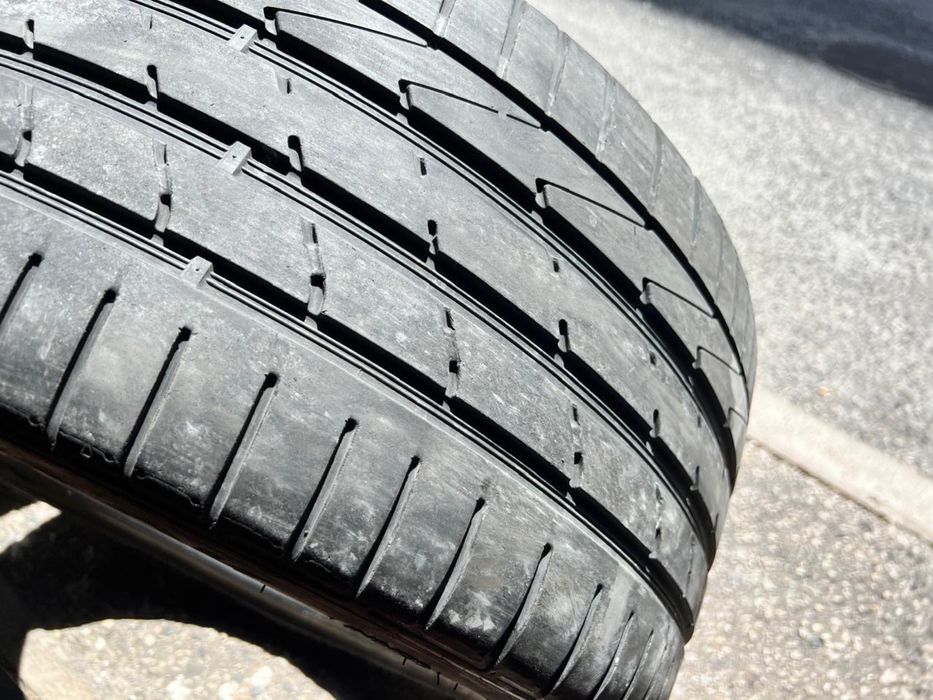 255/35/18 Hankook 2 pneus