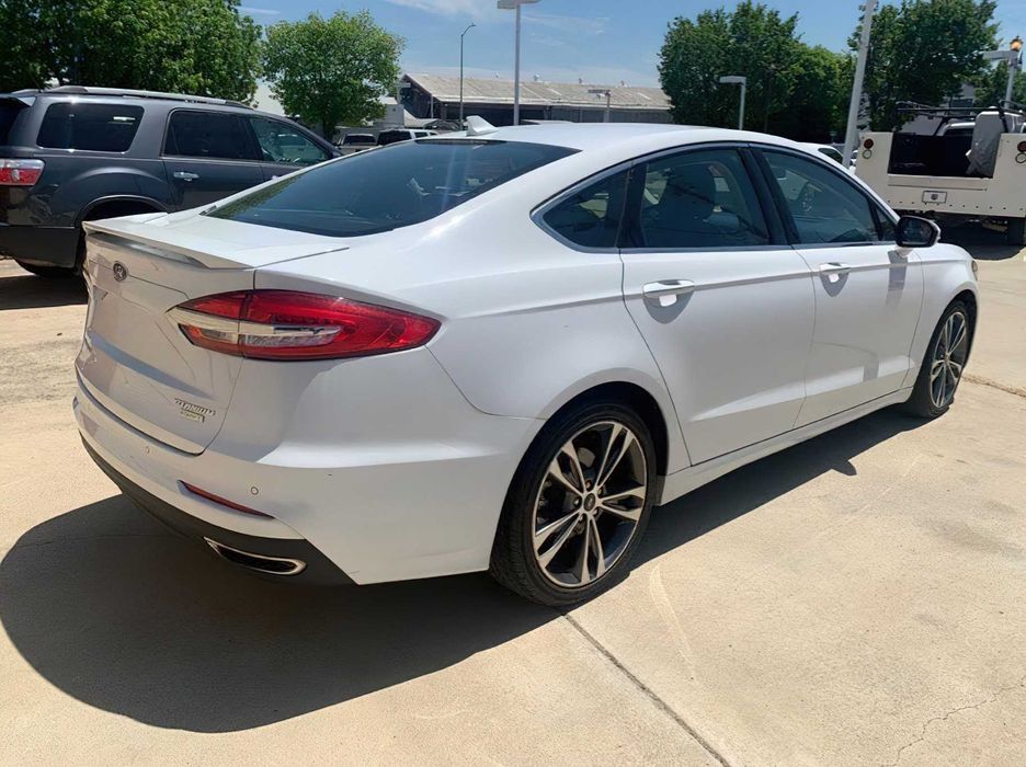 Ford Fusion Titanium      2019