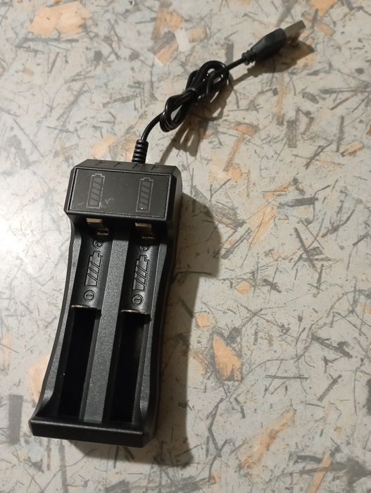 Зарядное устройство для аккумулятора 18650