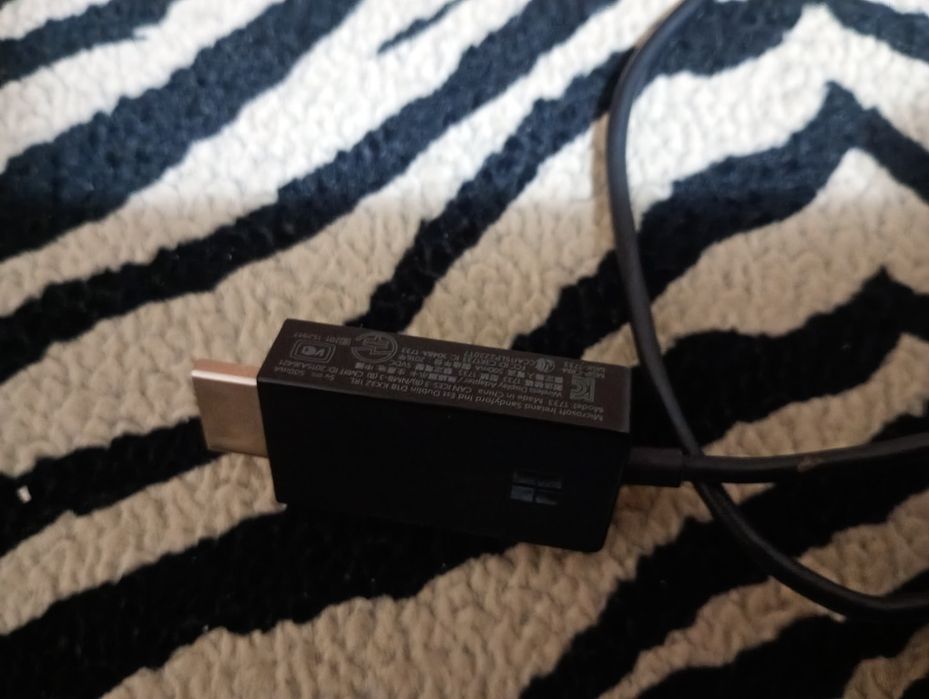 microsoft wireless display adapter - Купити електроніку - Ціни на