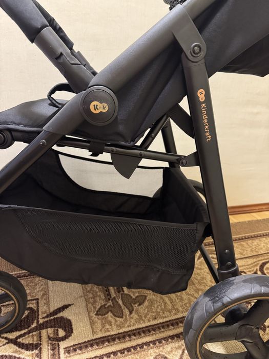 Прогулянкова коляска Kinderkraft Trig3